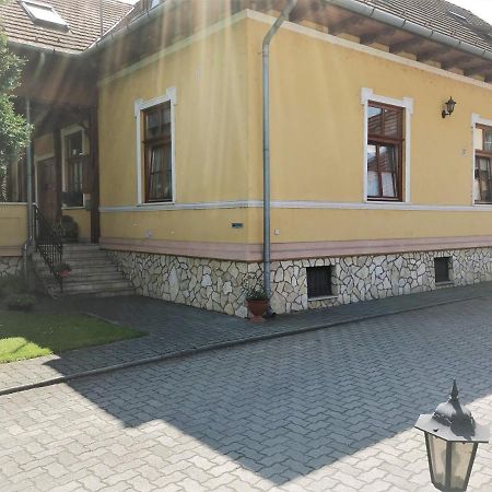 Hotel Szent Istvan Fogado Nagymaros Exterior foto